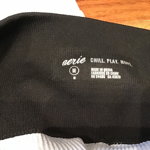 Aerie Chill-Play-Move Colour Block Leggings - Picture 6 of 6